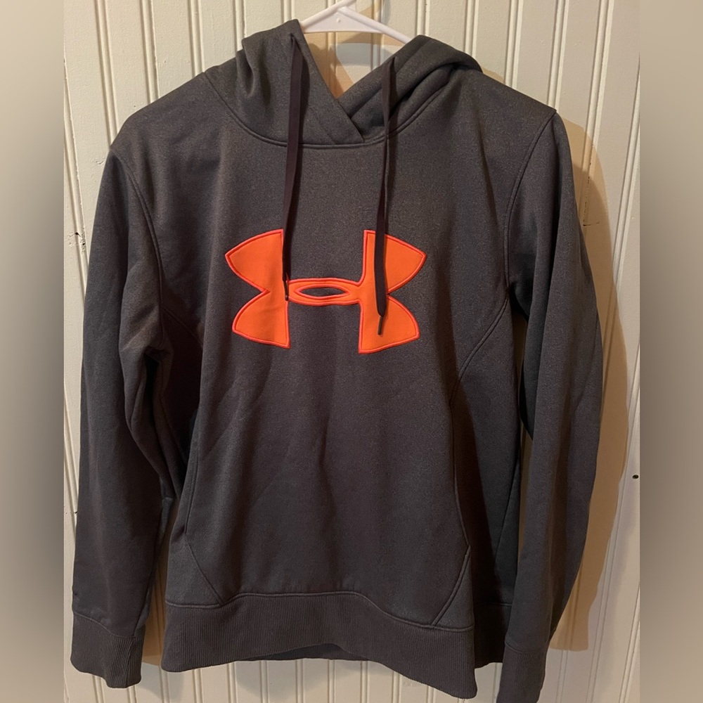 Women's under armour hoodie M